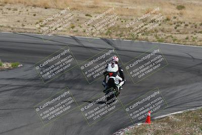 media/Apr-20-2025-AHRMA (Sun) [[393a79c373]]/Race/Group 10/Turn 4b/